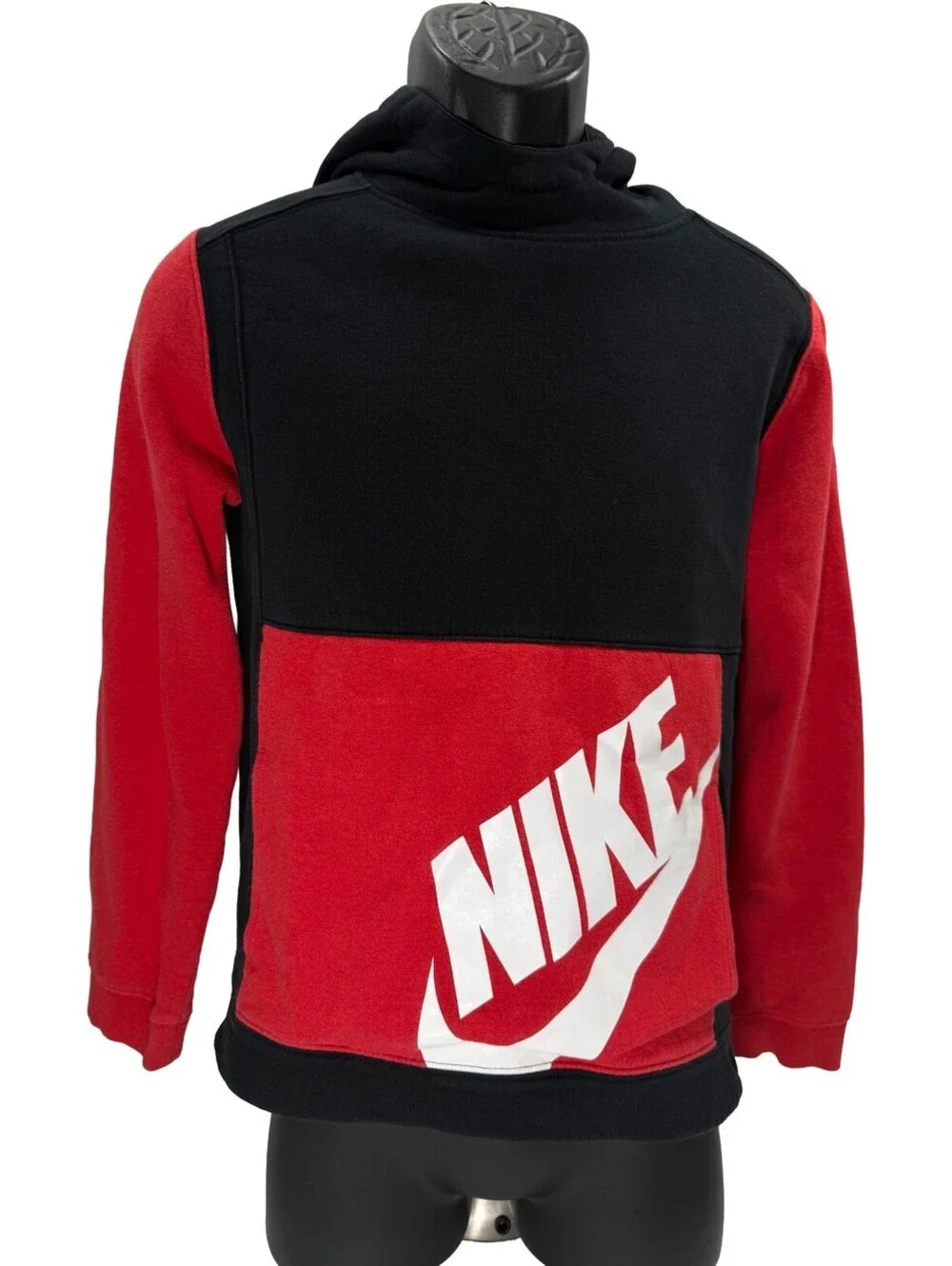 Nike Boys Hoodie Youth XL Red & Black Fleece Lined Hooded Sweatshirt StandardFit